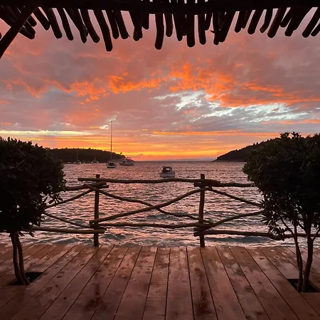 Вилла Huerte Хвар