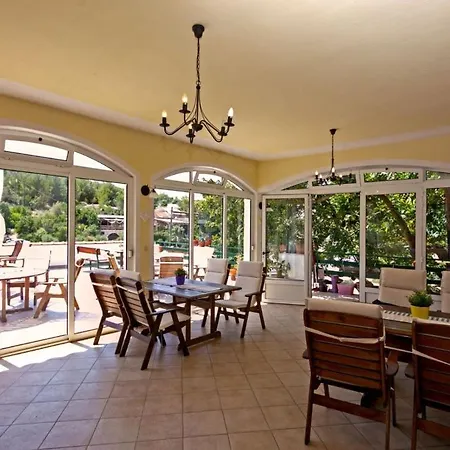 Huerte Вилла Хвар